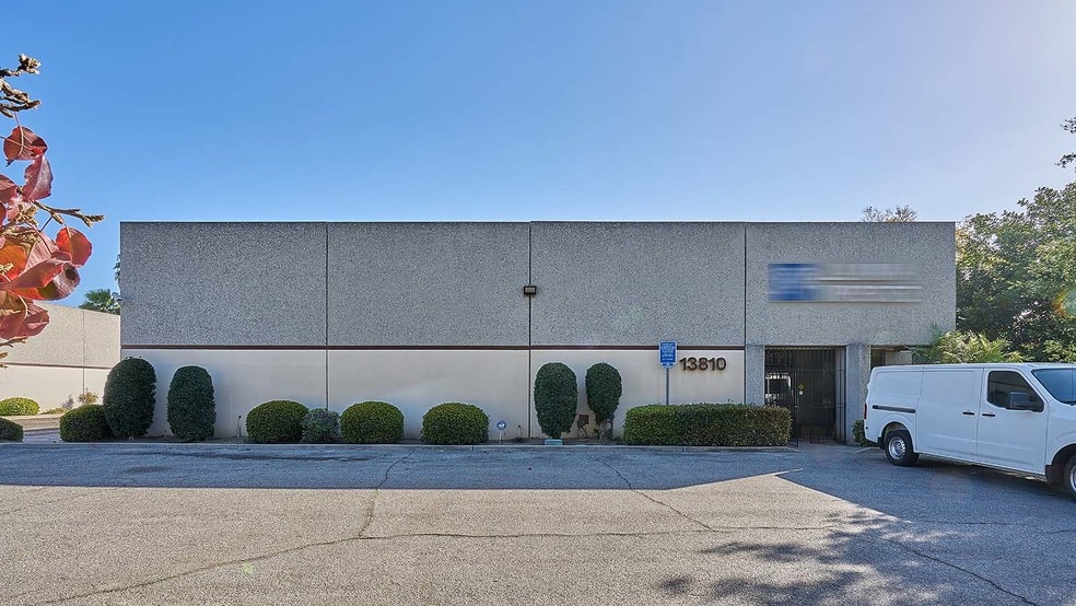 More Photos Of 13810 Bentley Pl, Cerritos Warehouse For Lease