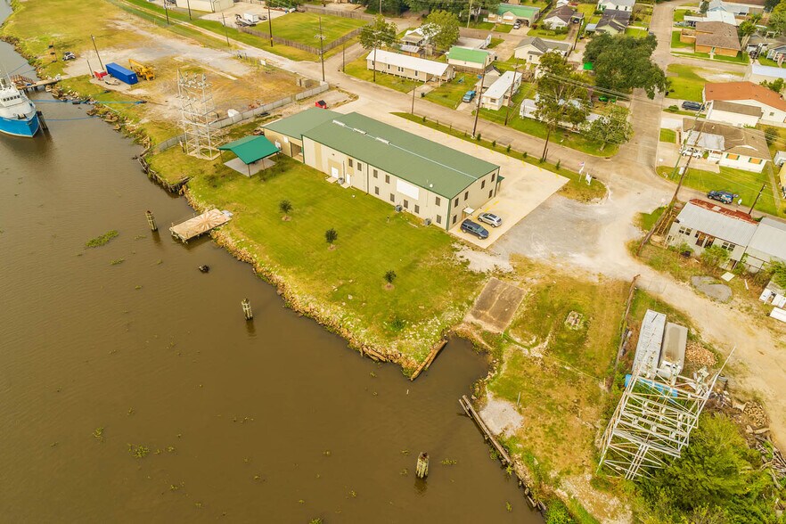 More Photos Of 1711 Dunn St, Houma Service For Lease