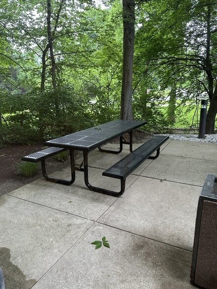 More Photos Of 8330 Allison Pointe Trl, Indianapolis Office For Lease