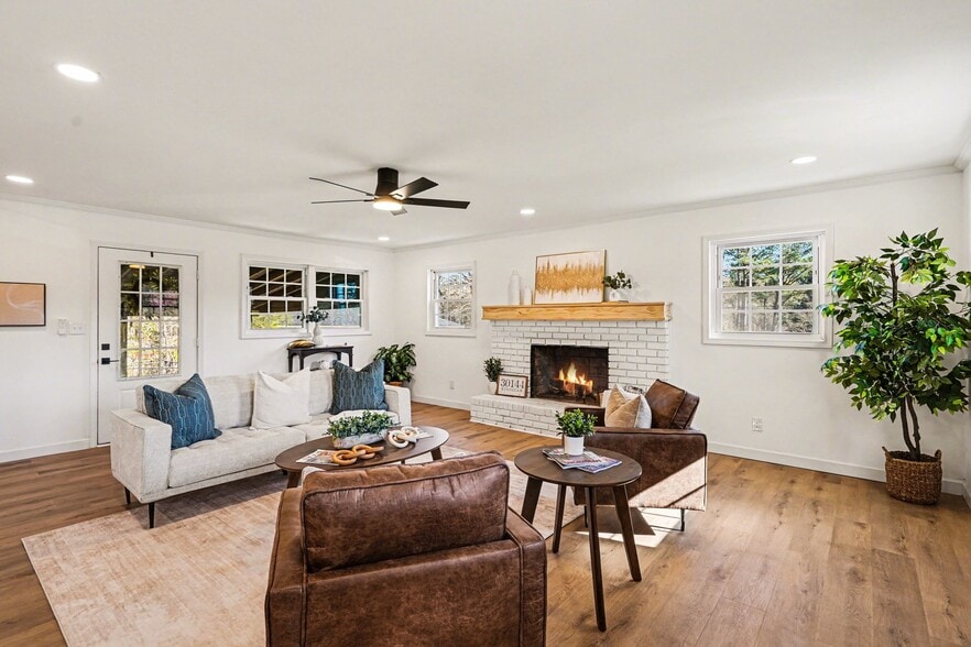 More Photos Of 3680 Bells Ferry Rd NW, Kennesaw Specialty For Sale