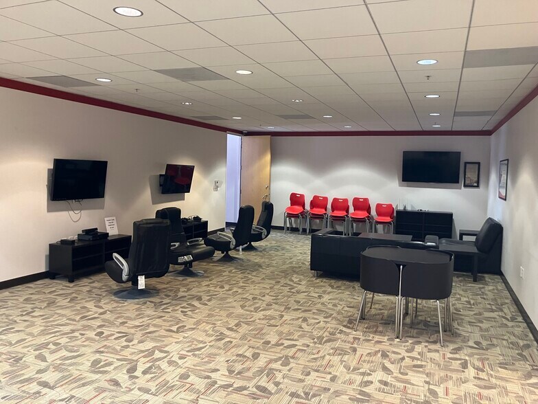 More Photos Of 115 N 1st St, Burbank Medical For Lease