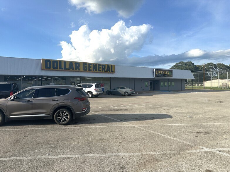 More Photos Of 1404 Walnut St, Columbus Storefront For Lease