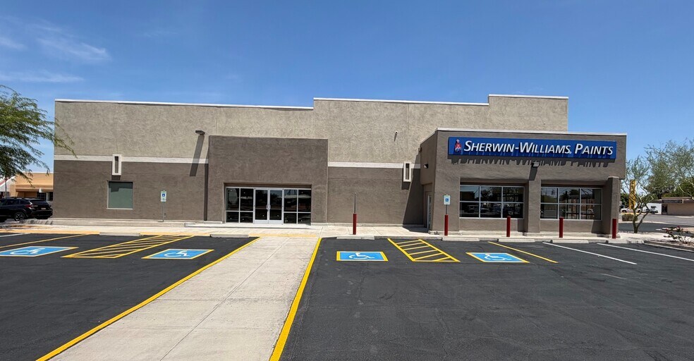 More Photos Of 1202 W University Dr, Mesa Freestanding For Lease