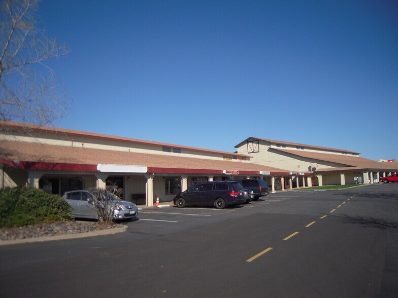 More Photos Of 9372 Deschutes Rd, Palo Cedro Unknown For Lease