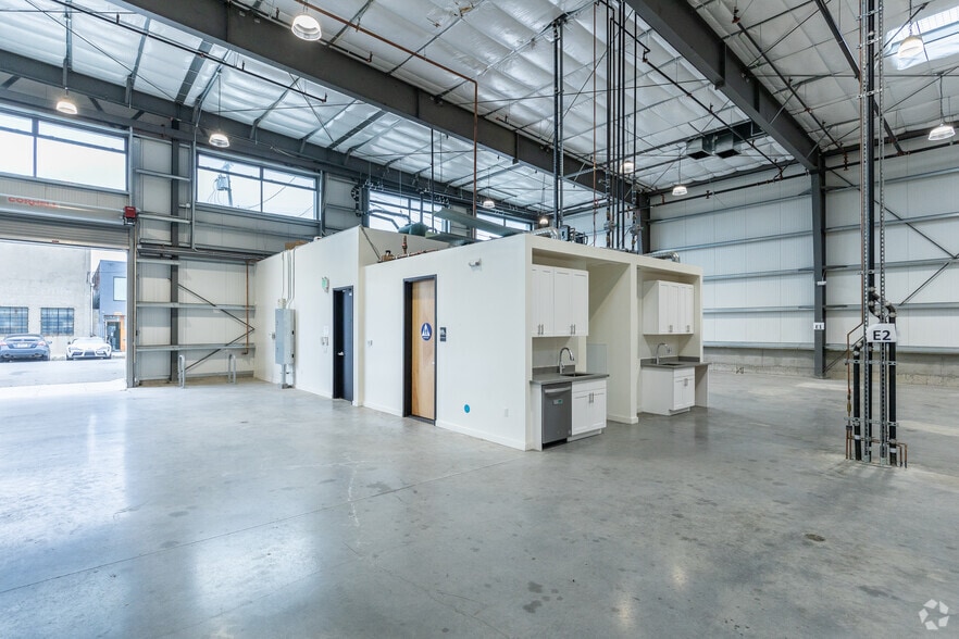 More Photos Of 1409 Egbert Ave, San Francisco Industrial For Lease