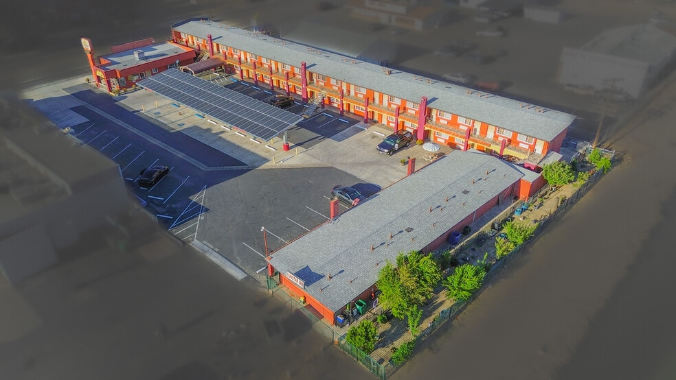 More Photos Of 839 W Pacheco Blvd, Los Banos Hotel For Sale