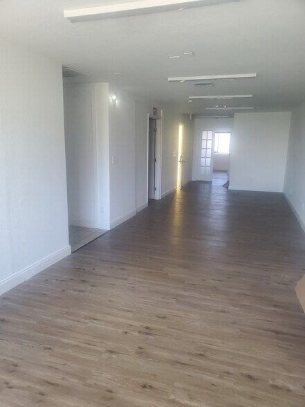 More Photos Of 833-839 SE 8th Ave, Deerfield Beach Unknown For Lease