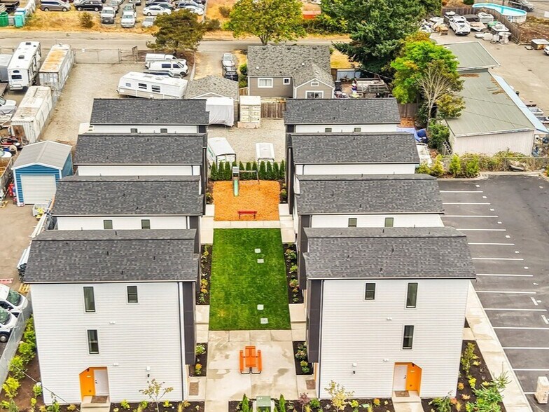 Primary Photo Of 7519 Grange St W, Lakewood Apartments For Sale