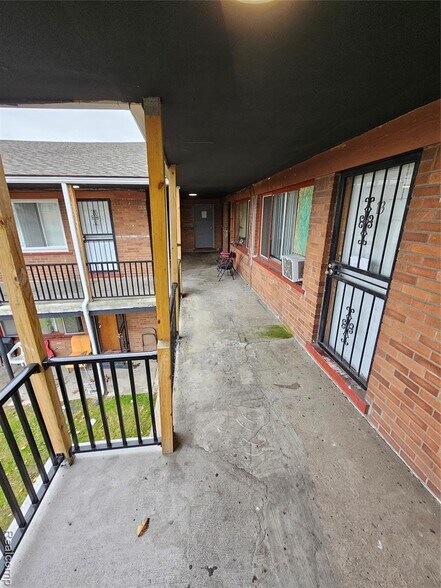 More Photos Of 14801 Joy Rd, Detroit Apartments For Sale