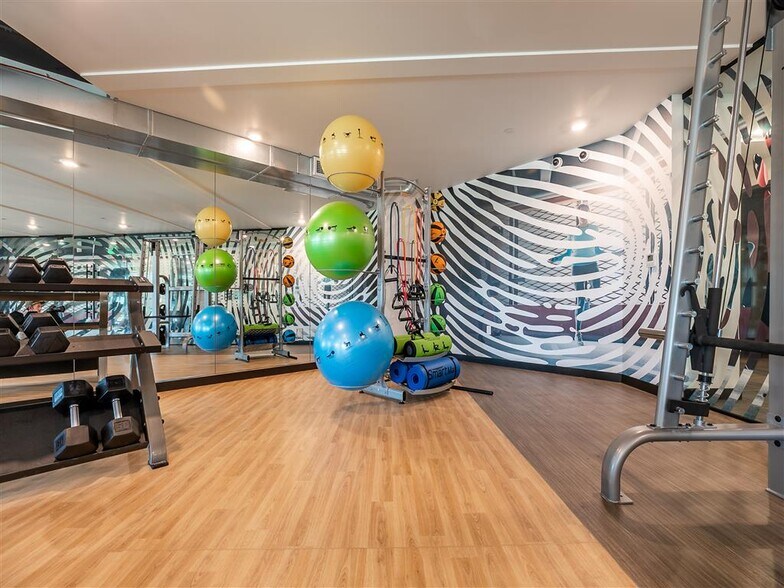 More Photos Of 2200 W Meeker St, Kent Apartments For Lease