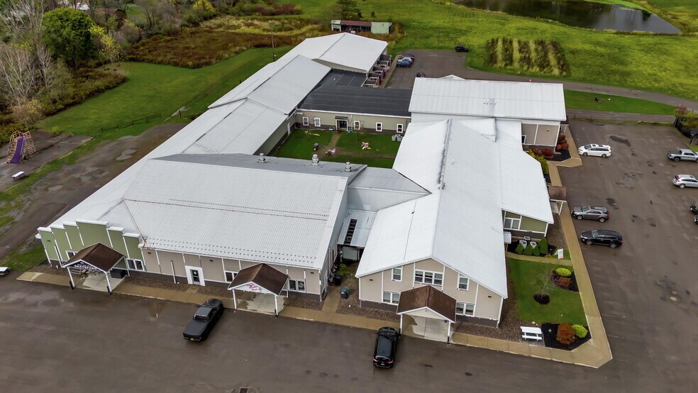 More Photos Of 2-85 Bristol Ln, Ellicottville General Retail For Sale