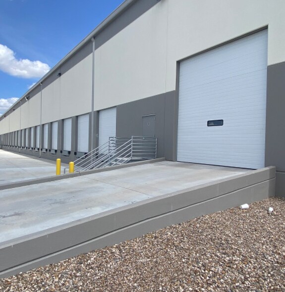 More Photos Of 1401 E Capote Central Ave, Pharr Warehouse For Lease