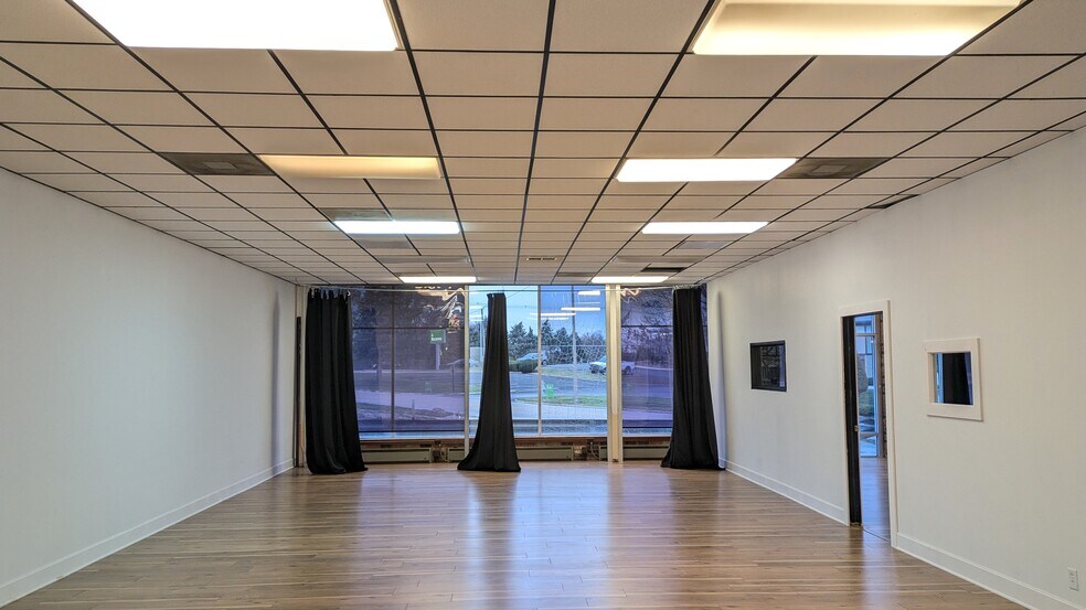 More Photos Of 3 Towanda Service Rd, Bloomington Flex For Sale