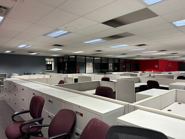 More Photos Of 11355 Stephens Rd, Warren Office For Sale