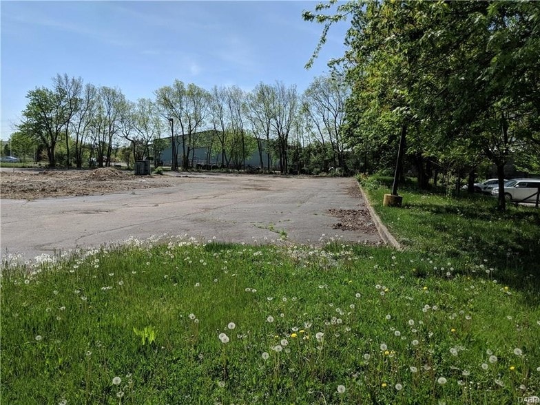 More Photos Of 630 E Dixie Dr, Dayton Land For Sale