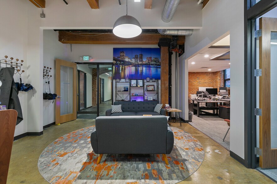 More Photos Of 13 S 13th St, Richmond Office Residential For Sale