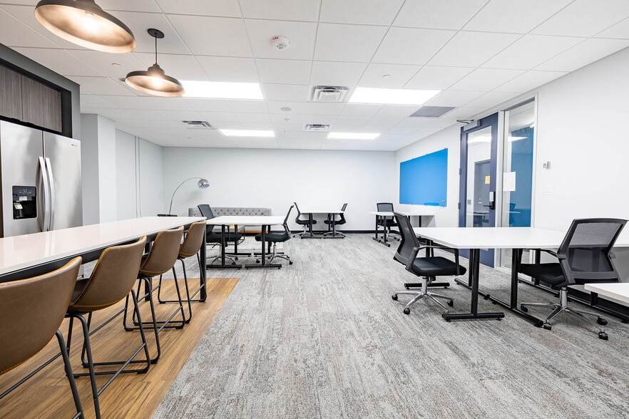 More Photos Of 331 2nd Ave S, Minneapolis Coworking Space