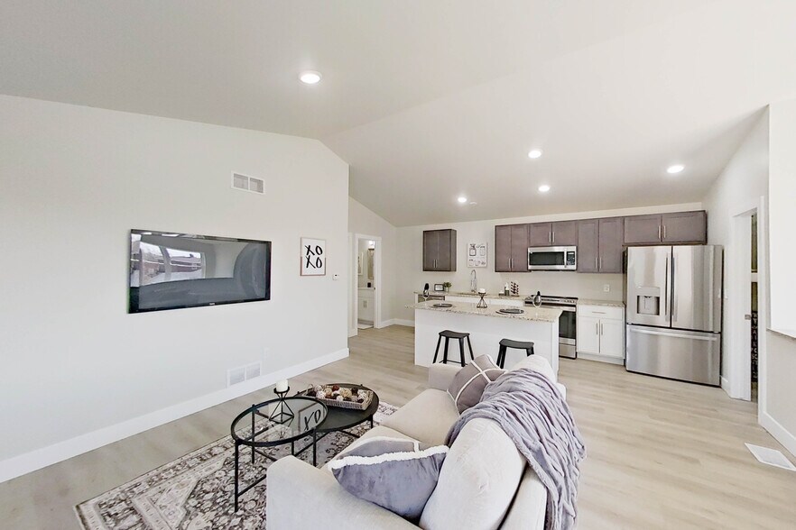 More Photos Of 695 Livernois St, Ferndale Apartments For Sale