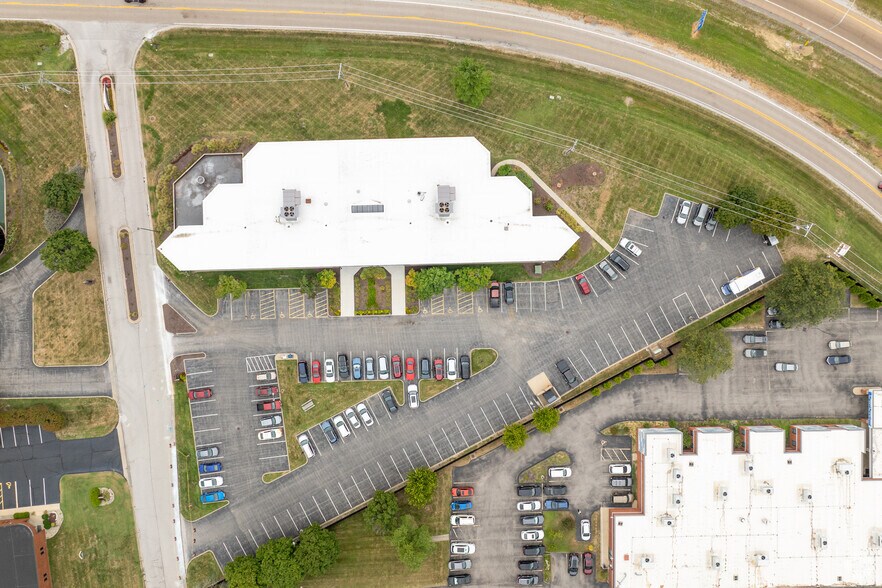 More Photos Of 331 Salem Pl, Fairview Heights Medical For Sale