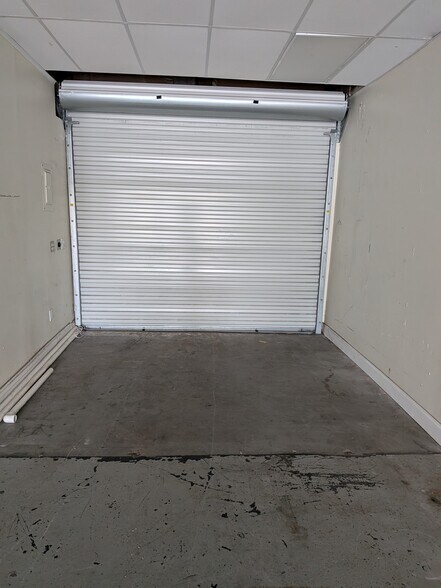More Photos Of 2200 SE Indian St, Stuart Unknown For Lease