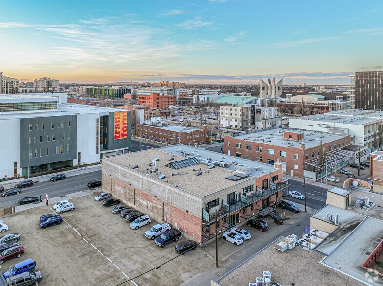 More Photos Of 10265 107th St NW, Edmonton Apartments For Sale