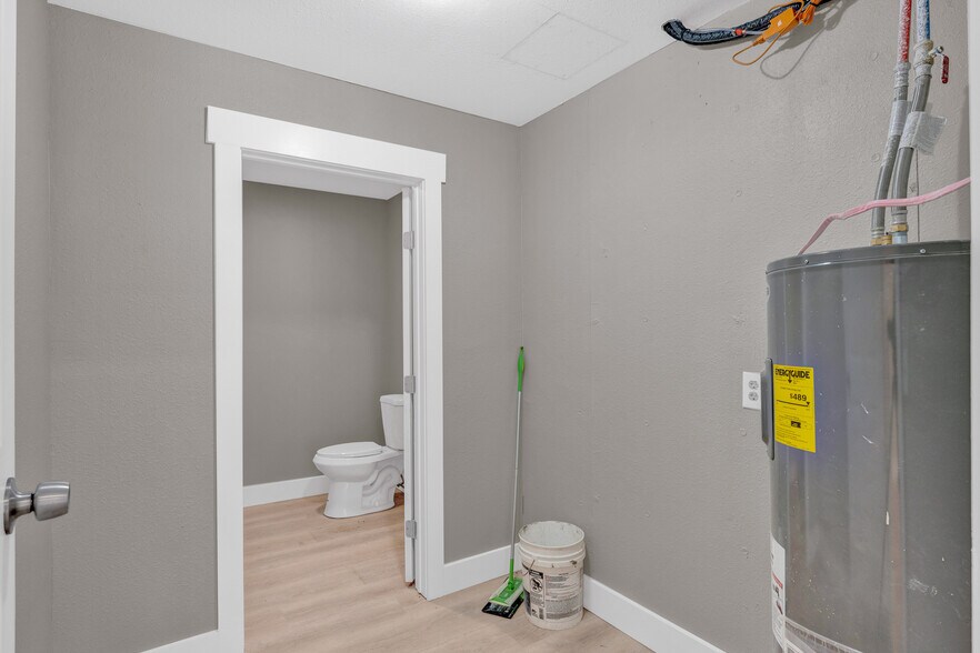 More Photos Of 1700 NE Seward Ave, Topeka Office For Sale