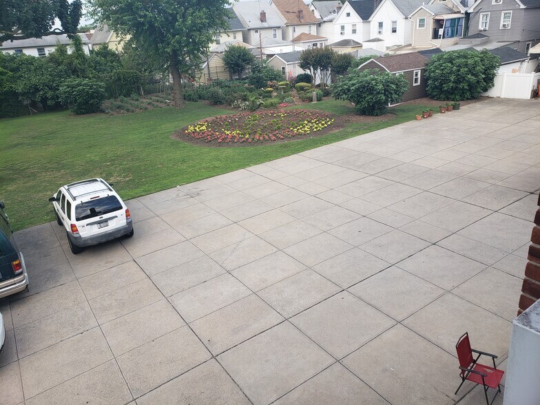 More Photos Of 10159 105th St, Ozone Park Land For Sale