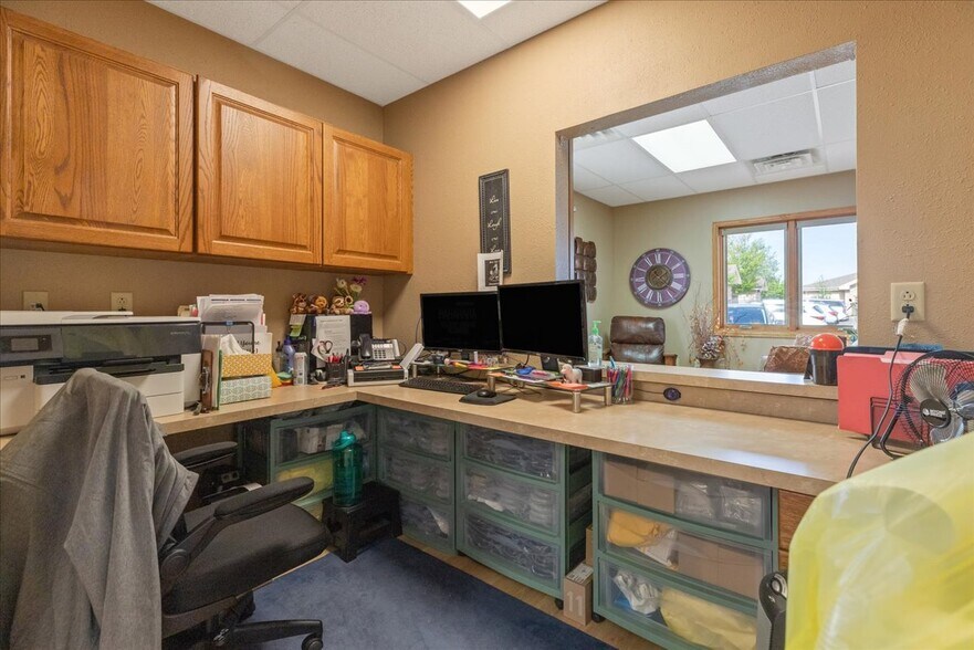 More Photos Of 4100-4140 Laramie St, Cheyenne Medical For Sale