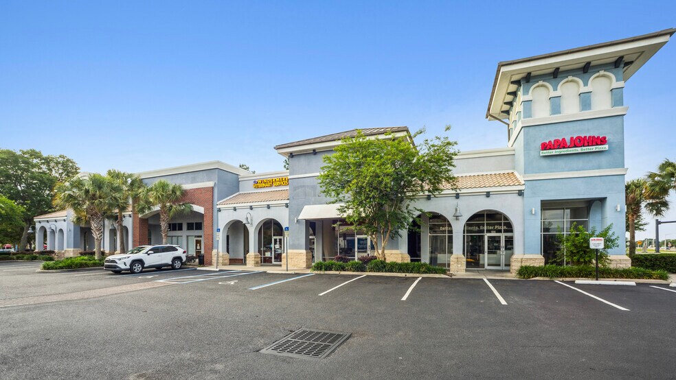 More Photos Of 7315 Winter Garden Vineland Rd, Windermere Unknown For Lease