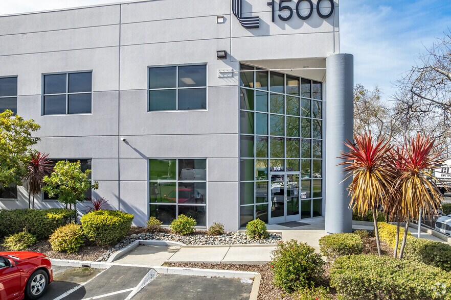 More Photos Of 1500 Overland Ct, West Sacramento Manufacturing For Lease
