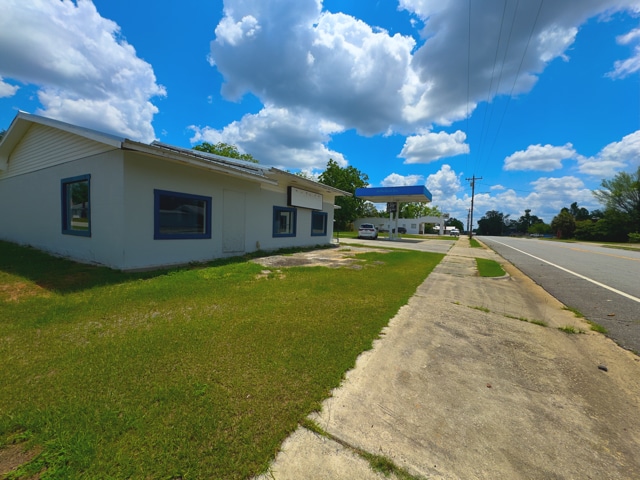 More Photos Of 3851 Harrington st, Oak Park Light Distribution For Sale