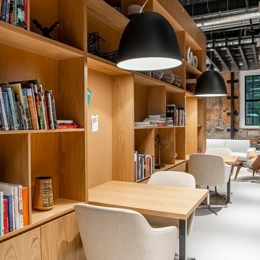 More Photos Of 15 Rue Jos-Montferrand, Gatineau Office For Lease