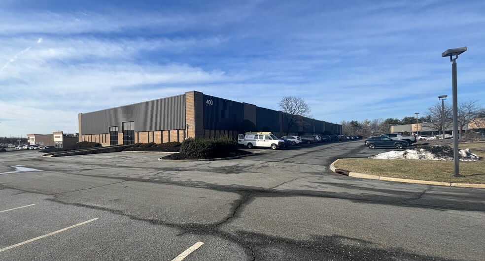 Primary Photo Of 400 Corporate Ct, South Plainfield Light Distribution For Lease