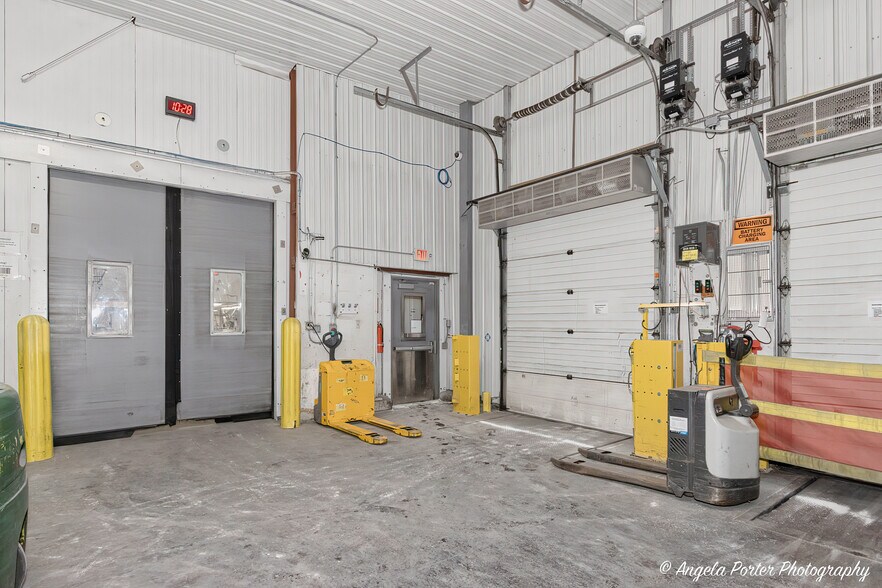 More Photos Of 947 Carney Ct, Antioch Industrial For Sale