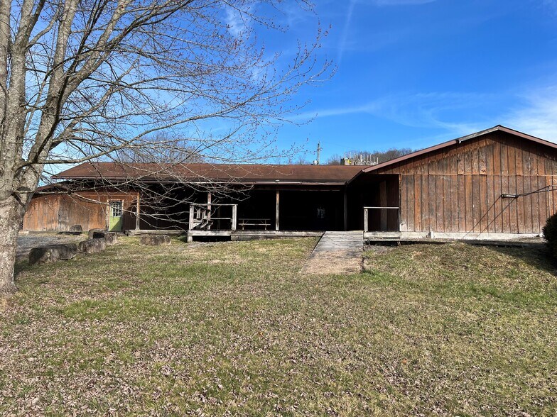 More Photos Of 414 Milroy Grose, Lansing Land For Sale