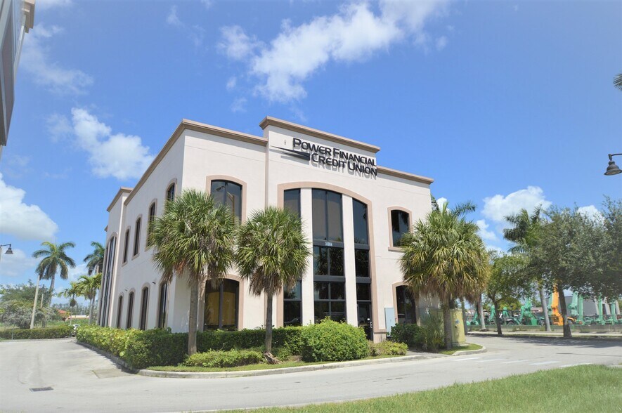 More Photos Of 33004 S Dixie Hwy, Florida City Office For Lease