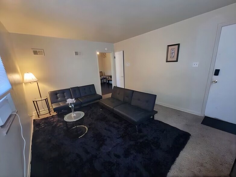 More Photos Of 58 W Nottingham Rd, Dayton Apartments For Sale