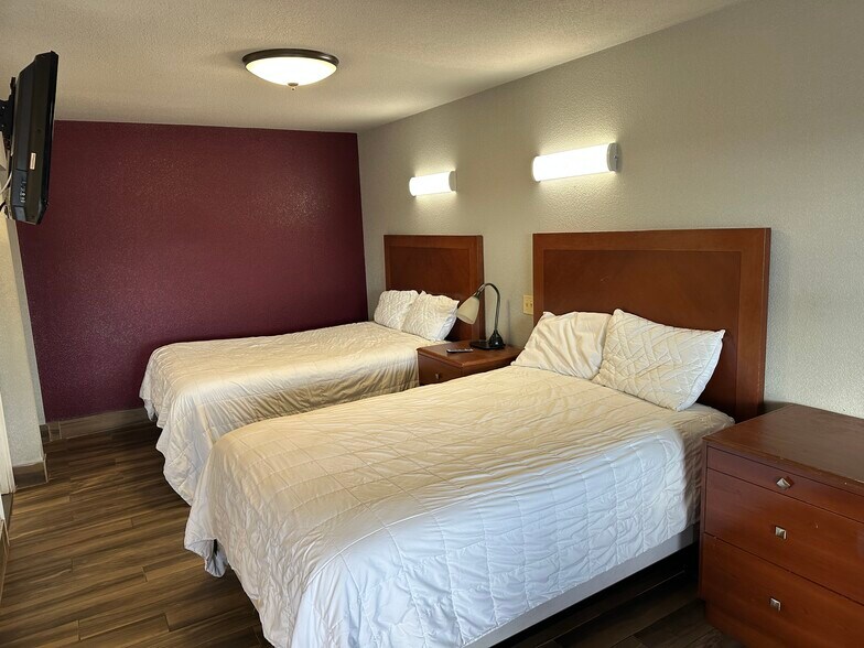 More Photos Of 3140 Kaylor Park dr, Harrisonburg Hotel For Sale
