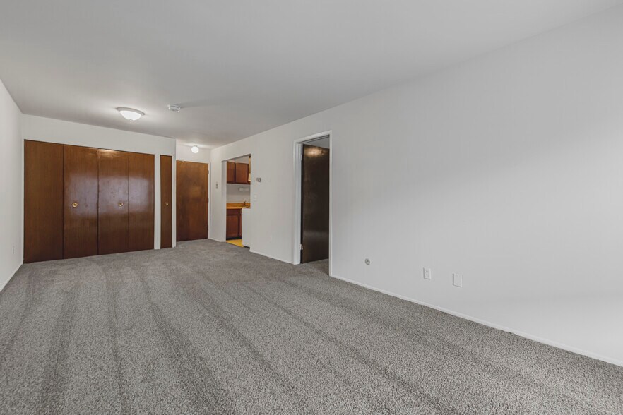 More Photos Of 23740 Fenkell St, Detroit Apartments For Sale
