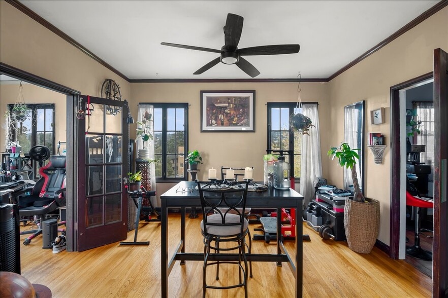 More Photos Of 3719 Emerson St, Oakland Apartments For Sale