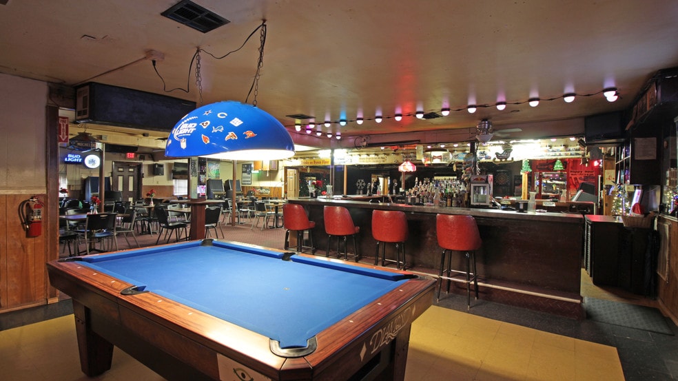 More Photos Of 711 Freeport St, Houston General Retail For Sale