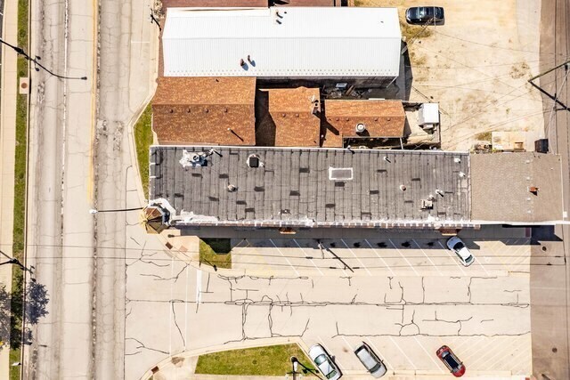 More Photos Of 200 W Lincoln St, Waterman Storefront Retail Residential For Sale