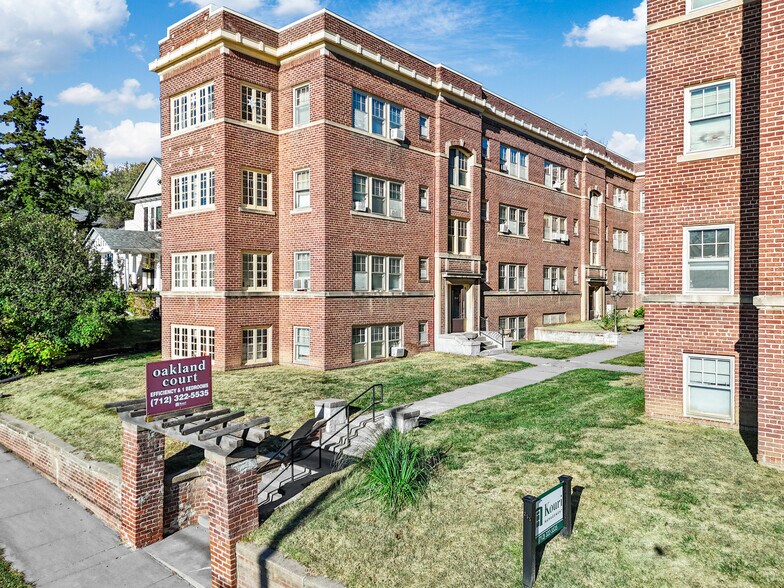 More Photos Of 255 Oakland Ave, Council Bluffs Apartments For Sale