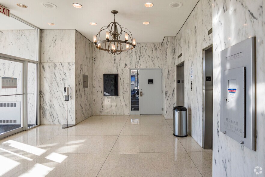 More Photos Of 901 N Washington St, Alexandria Office For Lease