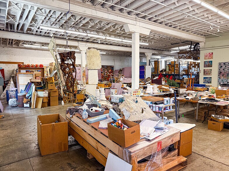 More Photos Of 1007 N Main St, Los Angeles Warehouse For Lease