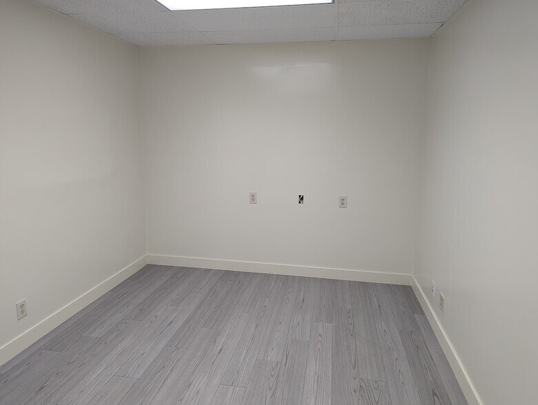 More Photos Of 12657-12659 166th St, Cerritos Medical For Lease
