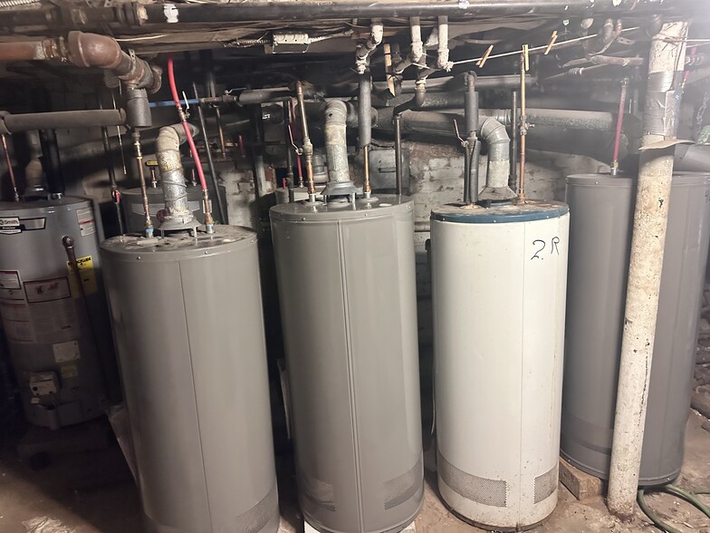 More Photos Of 1701 New York Ave, Union City Apartments For Sale