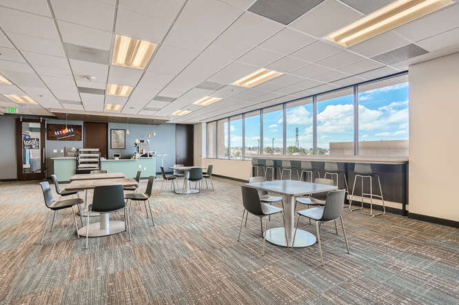 More Photos Of 4582 S Ulster St, Denver Office For Lease
