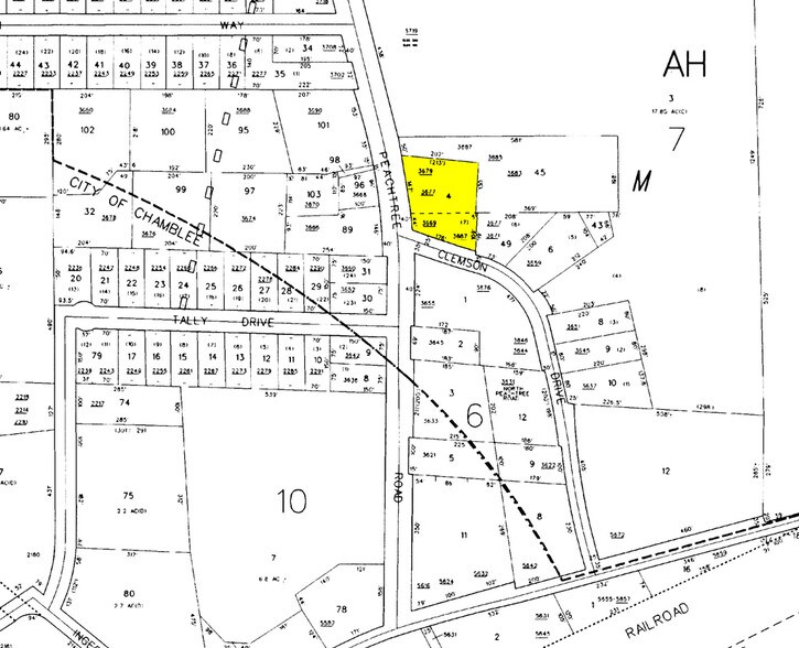 More Photos Of 3669 N Peachtree Rd, Atlanta Office For Lease