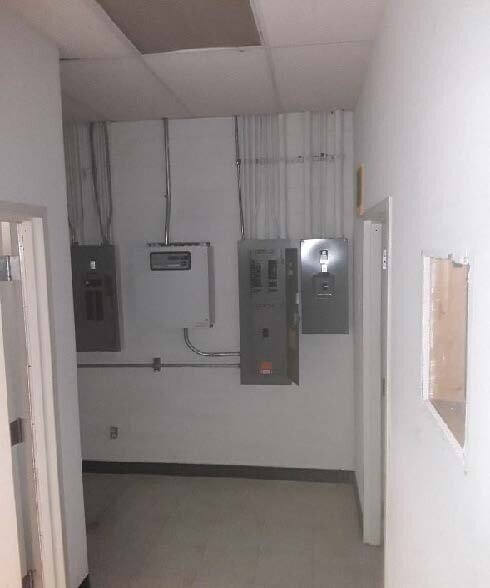 More Photos Of 5836 Mansfield Rd, Shreveport Bank For Sale